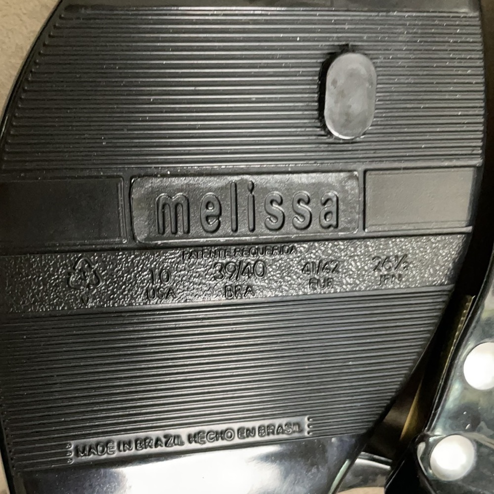 Melissa - image 4